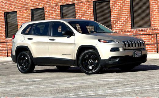 2015 Jeep Cherokee Sport