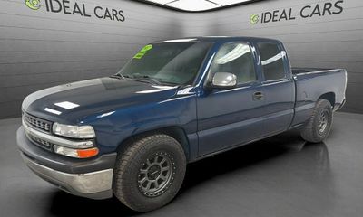 2002 Chevrolet Silverado LS