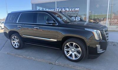 2015 Cadillac Escalade Premium