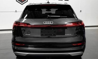 2021 Audi E-Tron Quattro Prestige