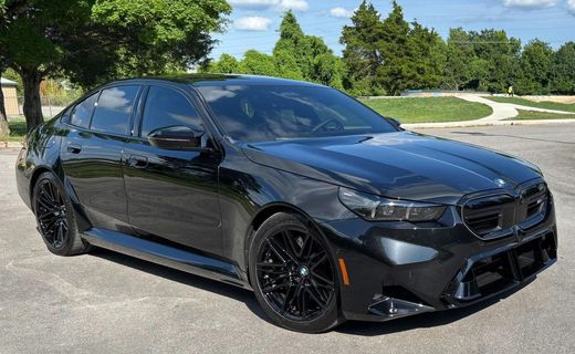 2026 BMW M5