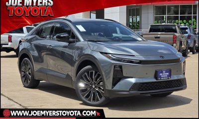 2026 Toyota C-HR SE