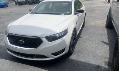 2015 Ford Taurus SHO