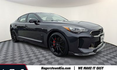 2023 Kia Stinger GT2