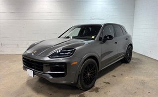 2025 Porsche Cayenne GTS