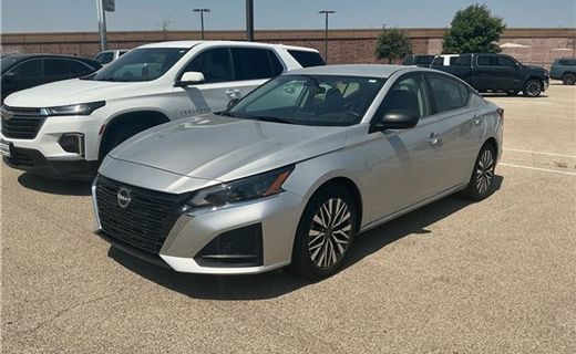 2024 Nissan Altima SV