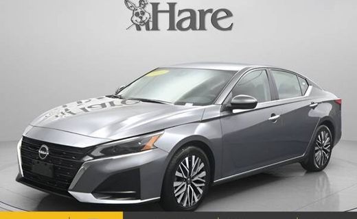 2024 Nissan Altima SV