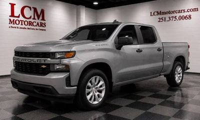 2020 Chevrolet Silverado Custom