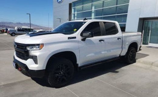 2023 Chevrolet Silverado RST