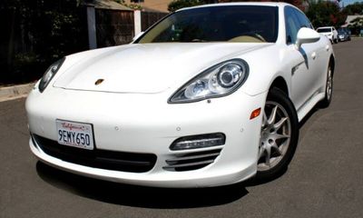 2013 Porsche Panamera S Hybrid