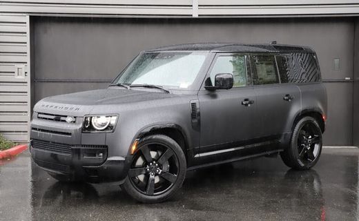 2026 Land Rover Defender 110 SE