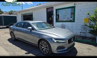 2018 Volvo S90 Momentum