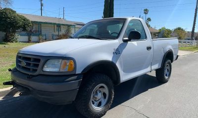 2002 Ford F-150 XL