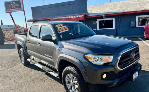 2019 Toyota Tacoma SR5