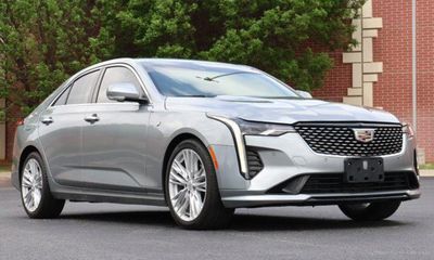 2024 Cadillac CT4 Premium Luxury