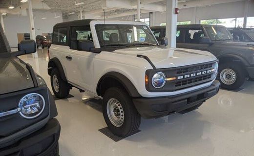 2025 Ford Bronco Base