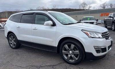 2017 Chevrolet Traverse 2LT