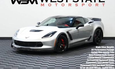 2016 Chevrolet Corvette Preferred 2LZ W