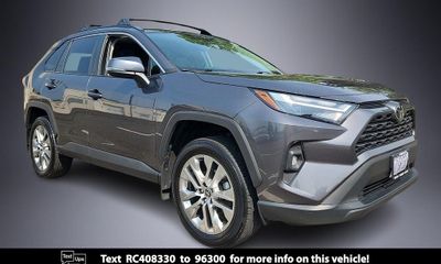 2024 Toyota RAV4 XLE Premium
