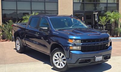 2021 Chevrolet Silverado Custom