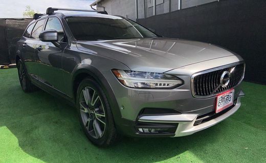 2017 Volvo V90CC Inscription