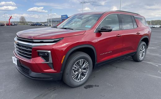 2026 Chevrolet Traverse LT
