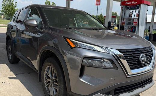 2022 Nissan Rogue S