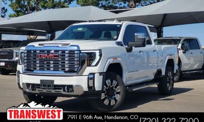 2024 GMC Sierra HD Denali