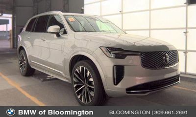 2025 Volvo XC90 Plus