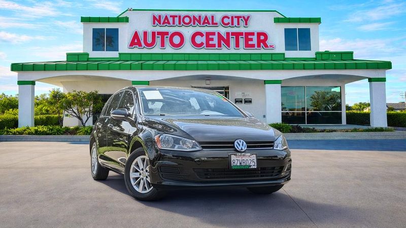 2017 Volkswagen GOLF — a typically priced live listing