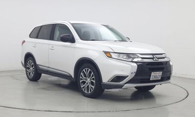 2017 Mitsubishi Outlander ES