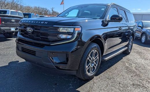 2026 Ford Expedition MAX Active