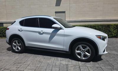 2019 Alfa Romeo Stelvio Base