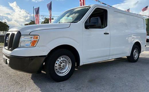 2013 Nissan NV 1500 S