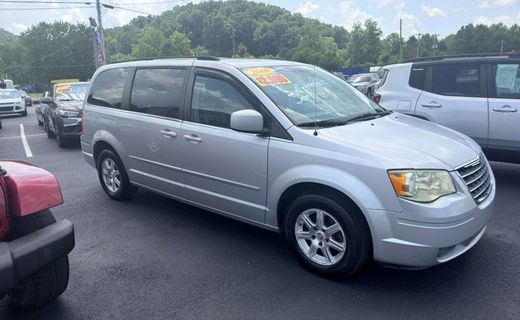 2008 Chrysler Town AND Country