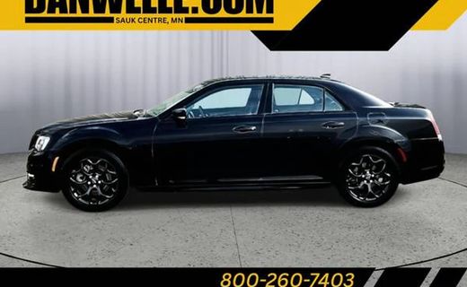 2023 Chrysler 300 Touring L