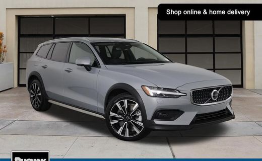 2025 Volvo V60CC Ultra