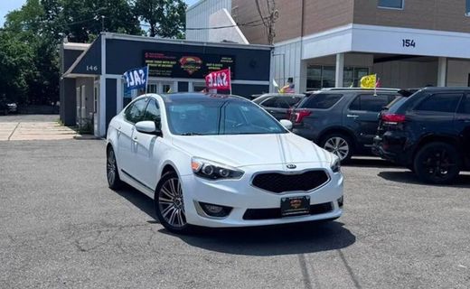 2016 Kia Cadenza Luxury