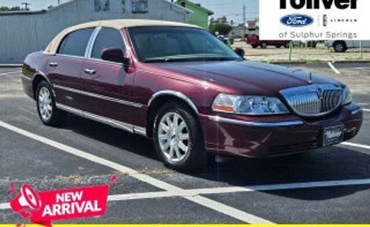 2007 Lincoln Town CAR Signature Limited