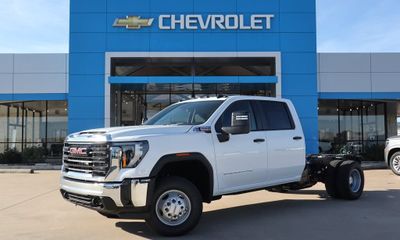 2026 GMC Sierra HD Pro