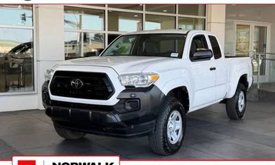2022 Toyota Tacoma SR5