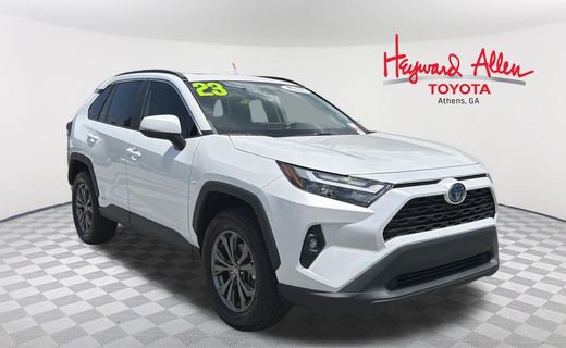 2023 Toyota RAV4 XLE Premium