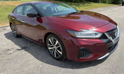 2020 Nissan Maxima S