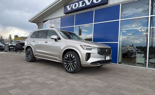 2026 Volvo XC90 Plus Bright