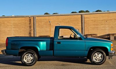 1994 Chevrolet GMT-400 Cheyenne
