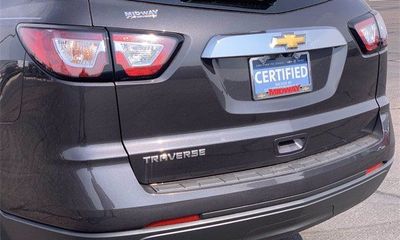 2017 Chevrolet Traverse LS