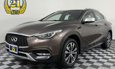 2017 Infiniti QX30 Premium