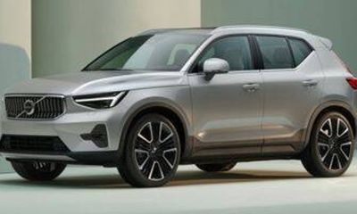 2023 Volvo XC40 Plus Dark
