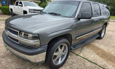 2001 Chevrolet Suburban 1500 LS 7C