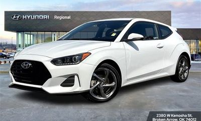 2019 Hyundai Veloster 2 0L AND